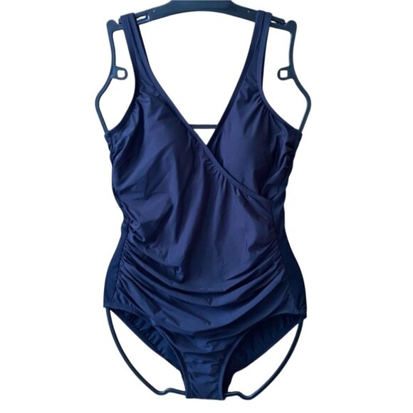Miradonna by Miraclesuit Womens One Piece Swimsuit Solid Black Size 16